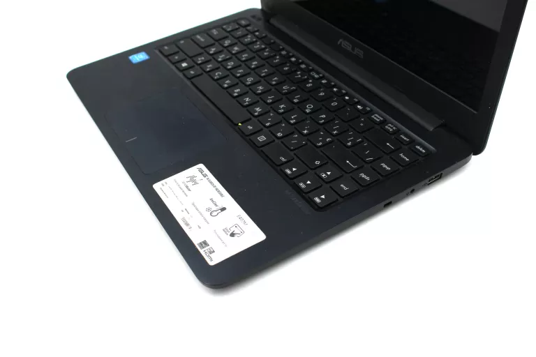 LAPTOP ASUS E402M N3540/RAM: 4GB/HDD: 500GB/WIN 10 HOME