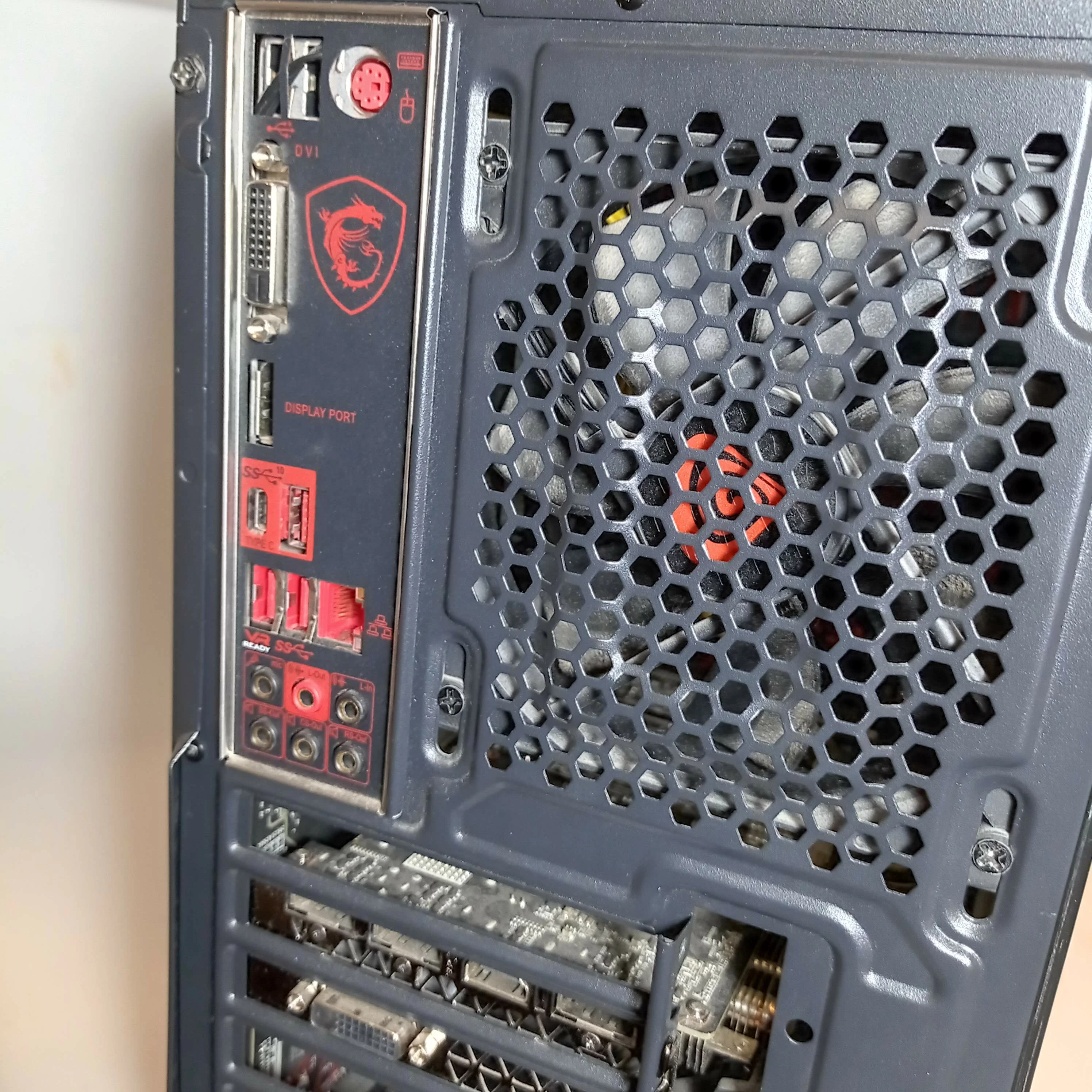 komputer-stacjonarny-do-gier-i3-9th-gtx1060-16gb-128ssd-liczba-rdzeni-procesora-4