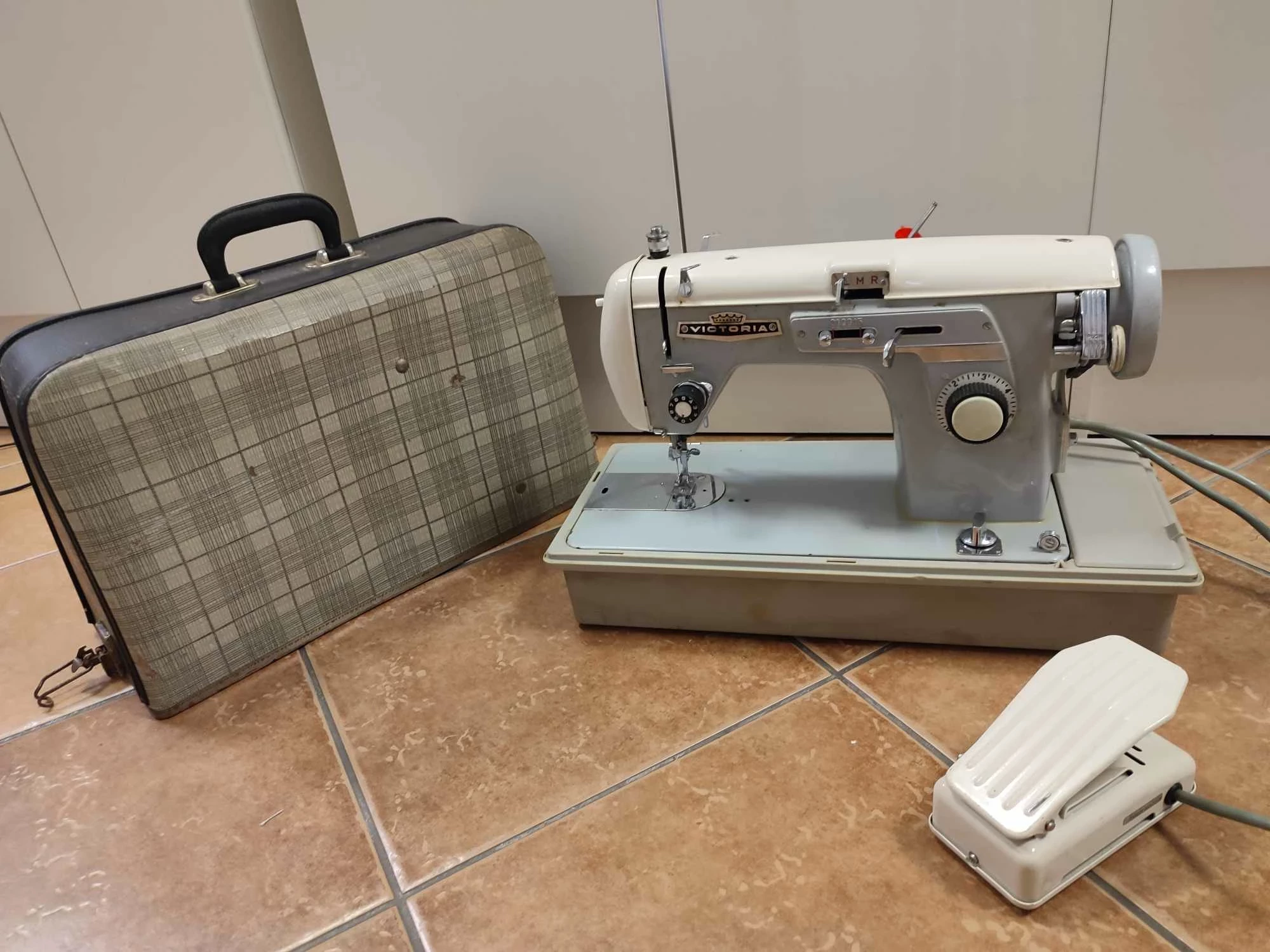 maszyna-do-szycia-victoria-ydk-1692-opis-mazurskie-przedmiescie-10-biskupiec