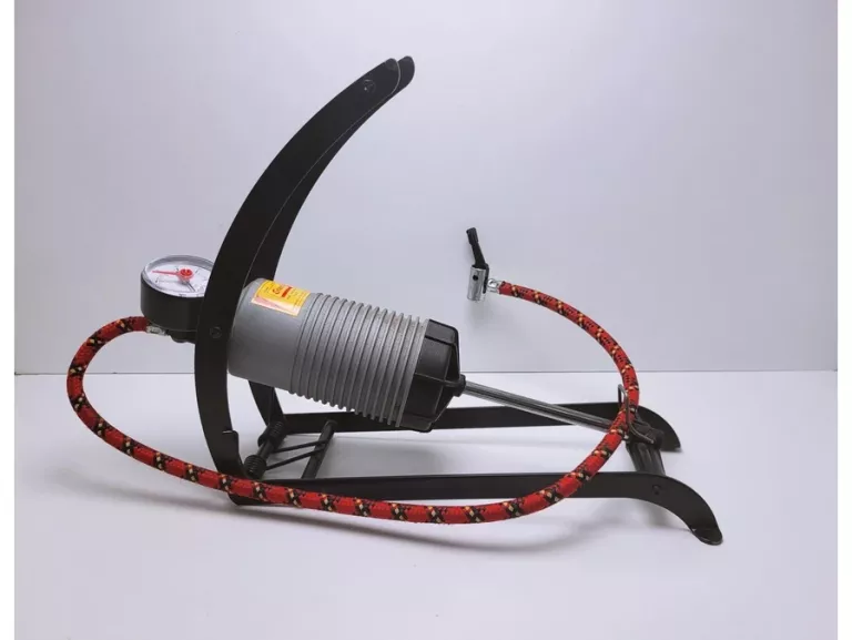 POMPKA NOŻNA POLSKA START Z MANOMETREM ROWER AUTO ZABAWKI MATERACE 6 BAR
