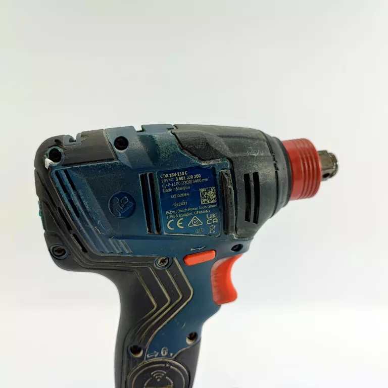 ZAKRĘTARKA BOSCH GDX 18V-210 C AKUMULATOR 18 V 40 AH