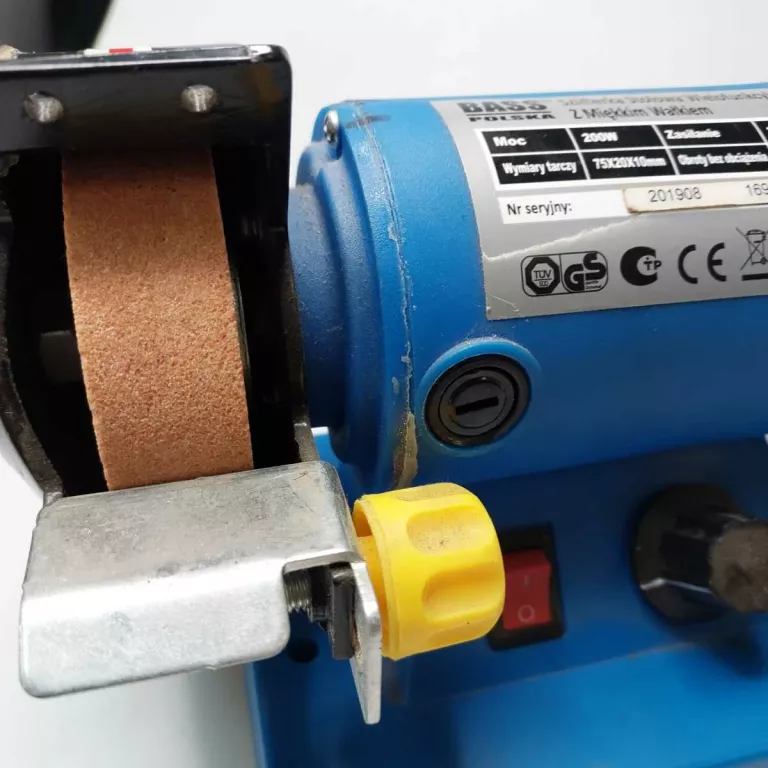 szlifierka-stolowa-bass-polska-moc-700