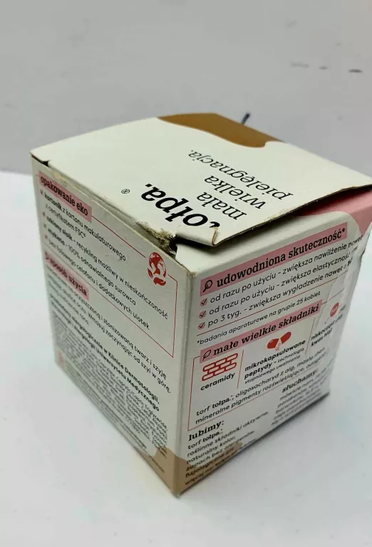 NAWILŻAJĄCY KREM WYGŁADZAJĄCY NA DZIEŃ TOŁPA PRE AGE 50 ML