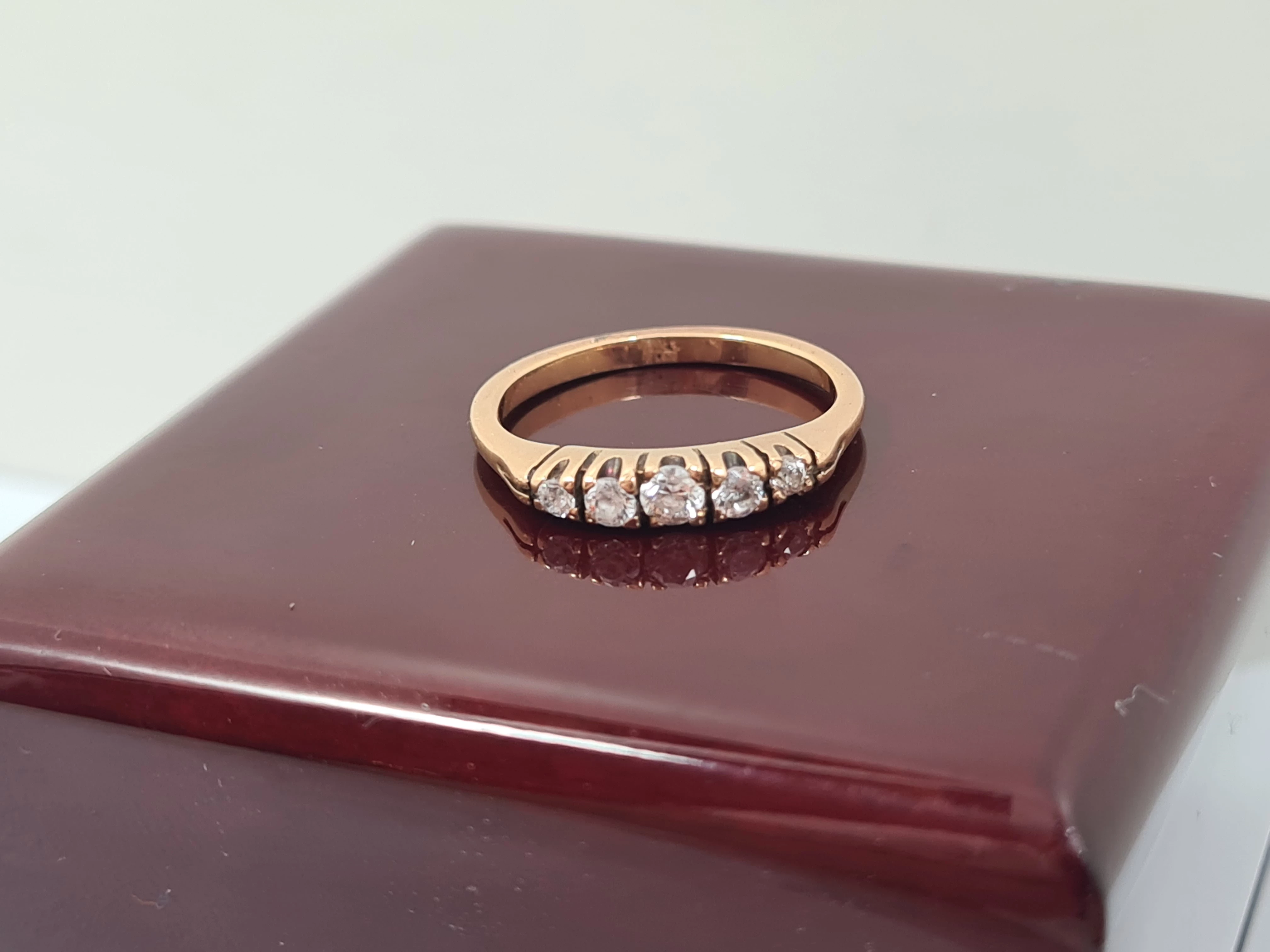 zloty-pierscionek-z-kamieniami-585-14k-266g-r13-material-zloto