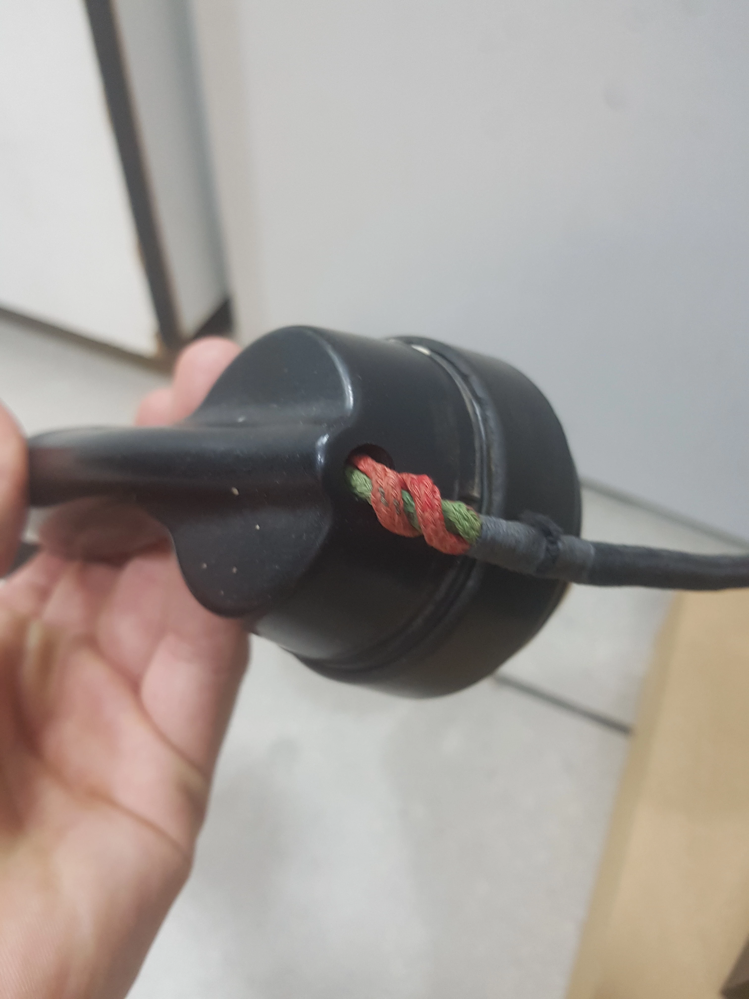 stary-telefon-na-korbke-bakelitowy-od-lombard-trzebnica-product-id