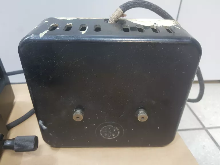 stary-telefon-na-korbke-bakelitowy-od-lombard-trzebnica-stan-opakowania-brak-opakowania