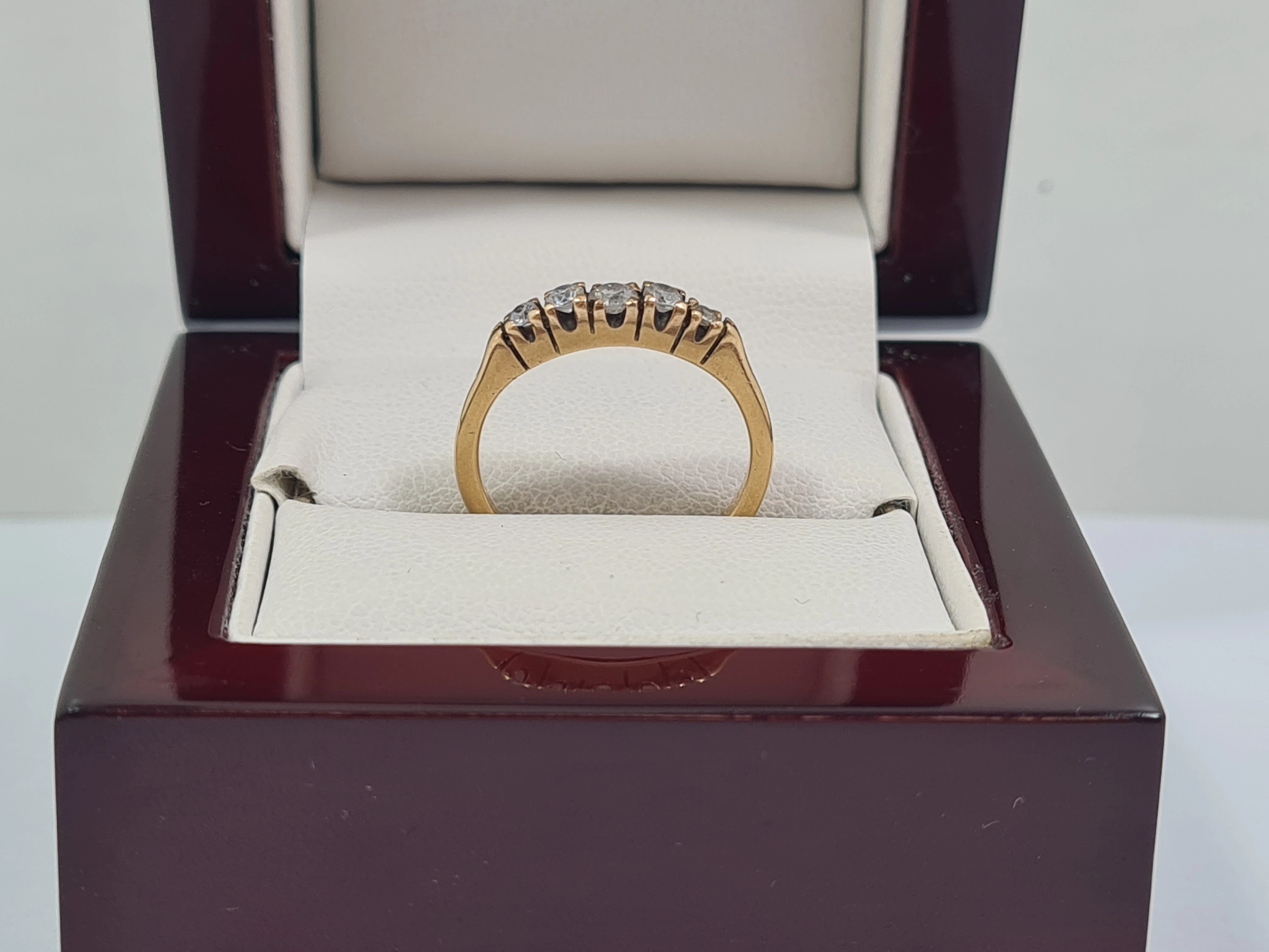 zloty-pierscionek-z-kamieniami-585-14k-266g-r13-product-id