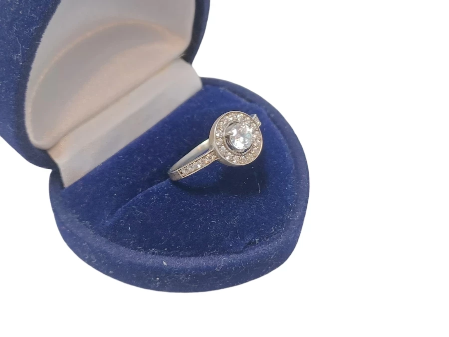 srebro-sliczny-pierscionek-z-cyrkoniami-material-15835-4