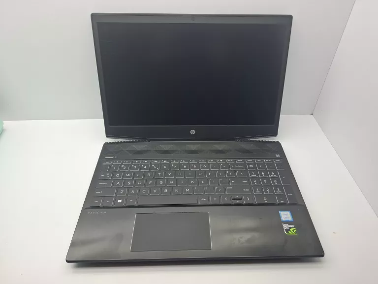 LAPTOP HP PAVILON 15-CX0049NW