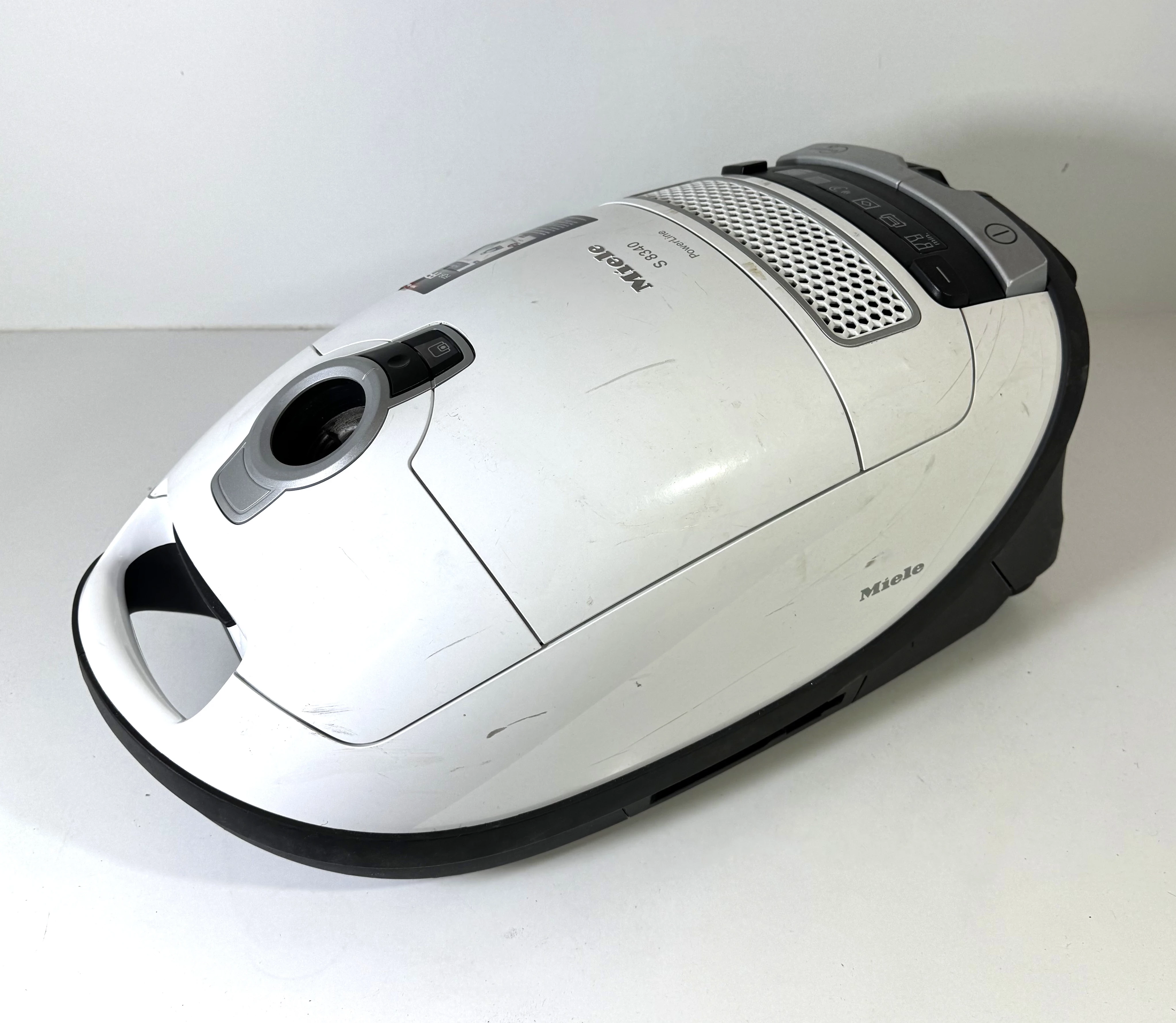 odkurzacz-workowy-miele-s-8340-powerline-sgdf3-kod-producenta-s8340