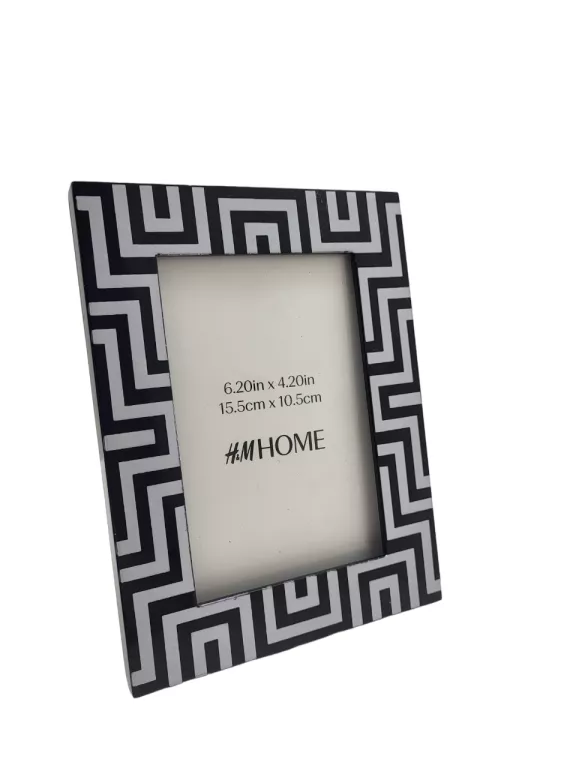ramka-na-zdjecie-hm-home-155x105cm-meczennikow-8-radzionkow