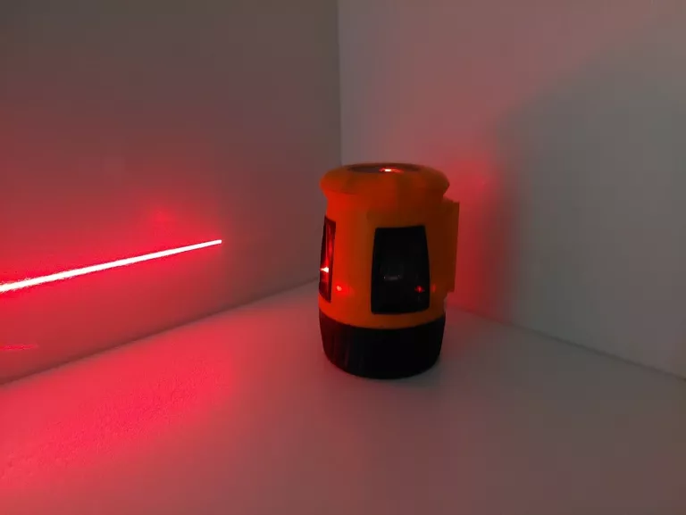 LASER LINIOWY KRZYŻOWY GEO FENNEL FL 40-3