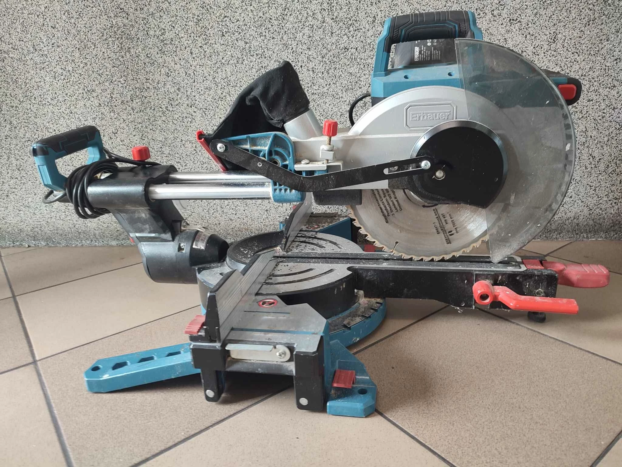 ukosnica-z-posuwem-erbauer-1800-w-254-mm-emis254s-stan-11323-2