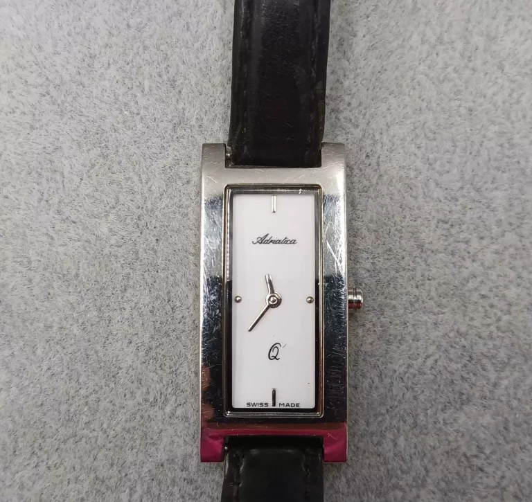 zegarek-damski-adriatica-3255-bohaterow-warszawy-61-mysliborz