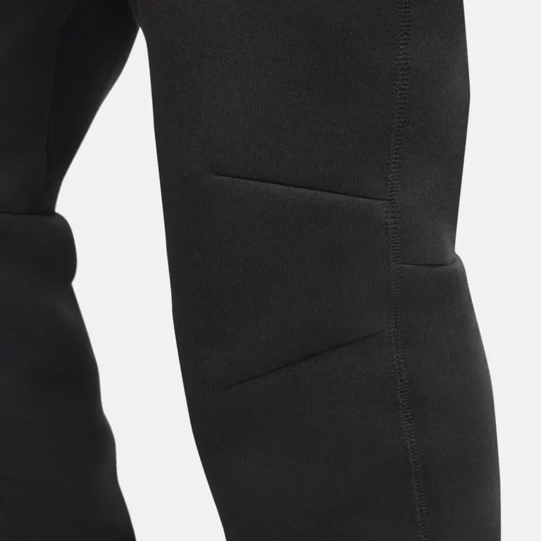 spodnie-dresowe-nike-sportswear-tech-fleece-szary-rozmm-dlugosc-nogawki-dluga