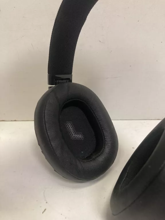 SŁUCHAWKI JBL E55BT KABEL USB