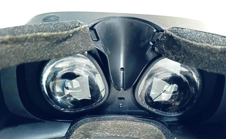 gogle-vr-lenovo-oculus-rift-s-product-id-5b215b3a-24dd-457d-b41f-8e0540e7e934