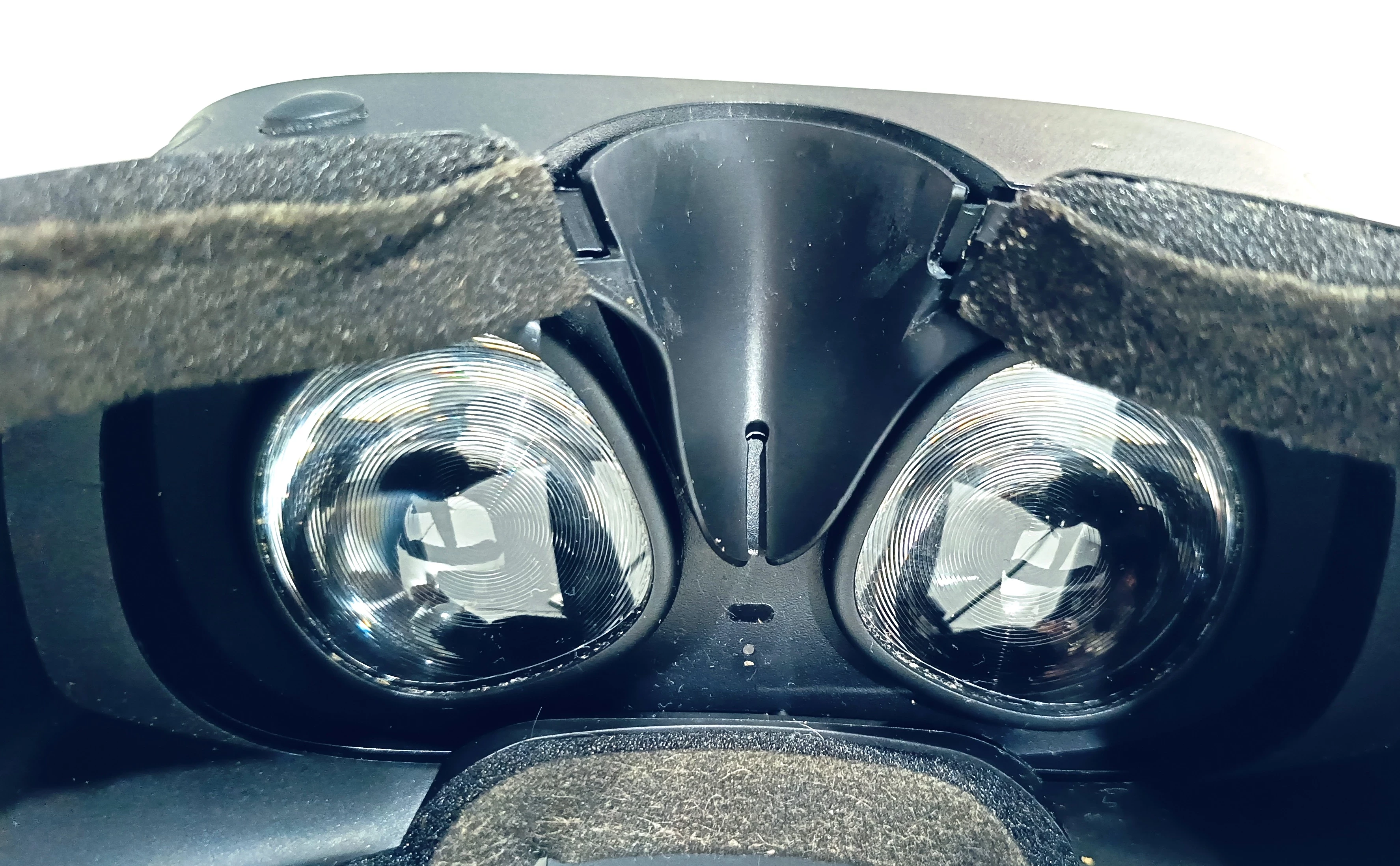 gogle-vr-lenovo-oculus-rift-s-product-id-5b215b3a-24dd-457d-b41f-8e0540e7e934