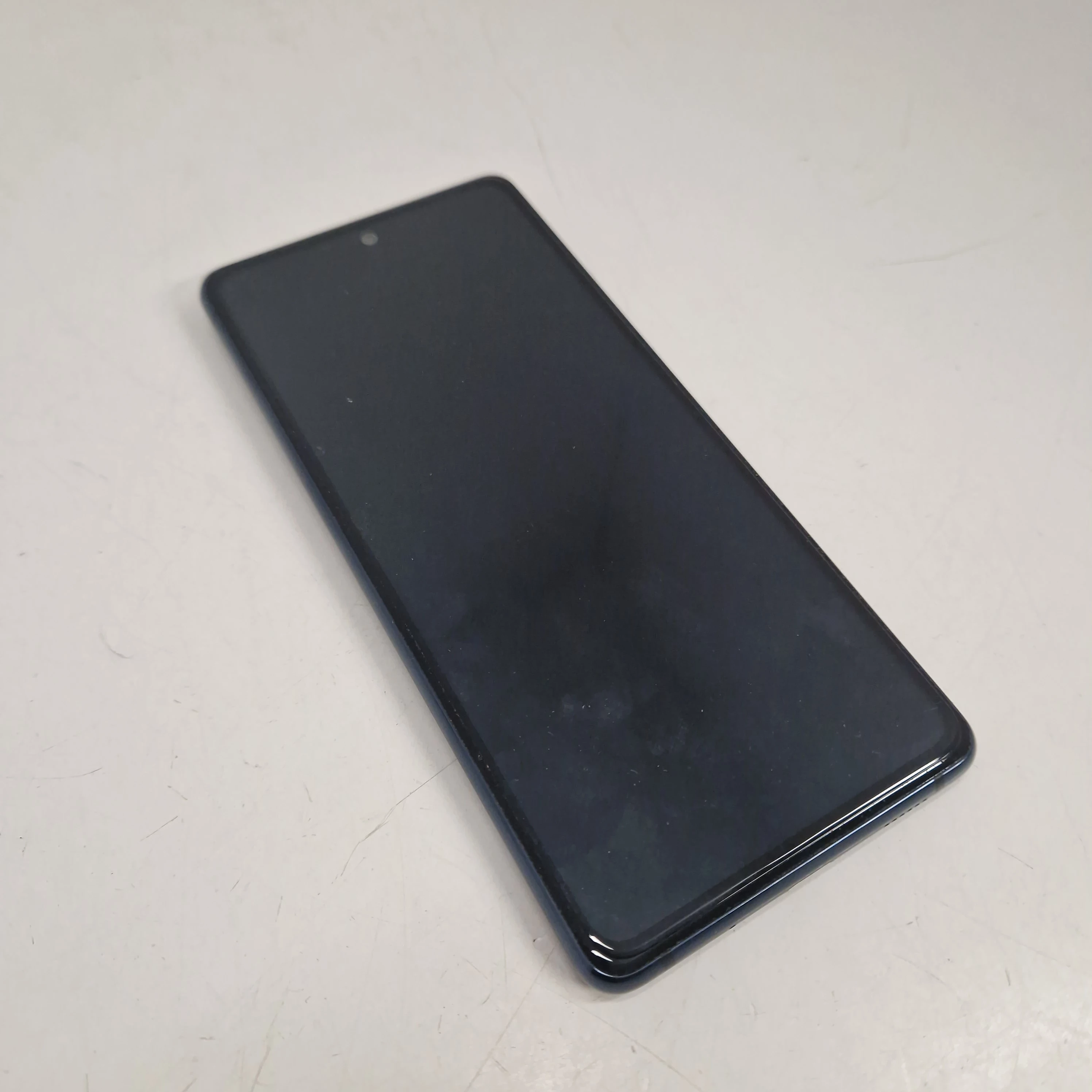 telefon-samsung-s20-fe-5g-8256gb-system-operacyjny-4388-1