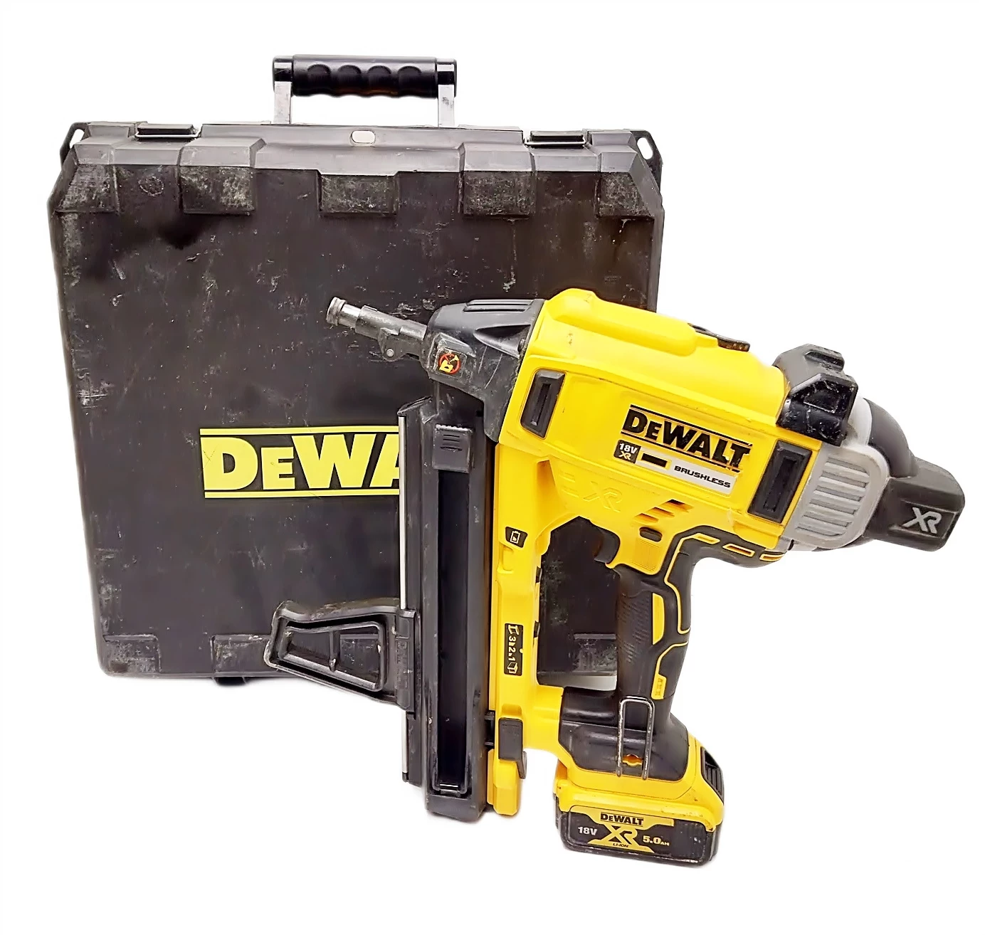 gwozdziarka-dewalt-dcn890-osadzak-18v-akumulator-walizka-partyzantow-39-zamosc