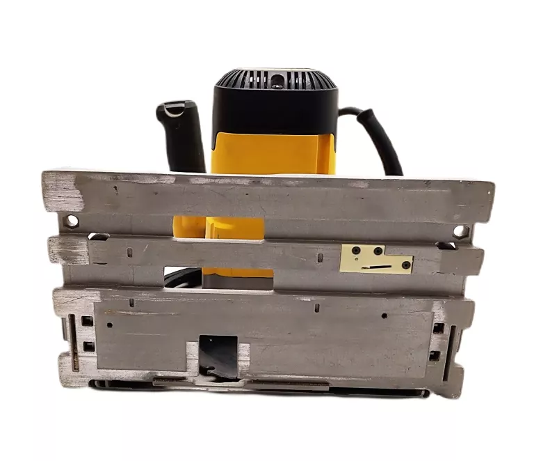 ZAGŁĘBIARKA DEWALT DWS 520 + WALIZKA