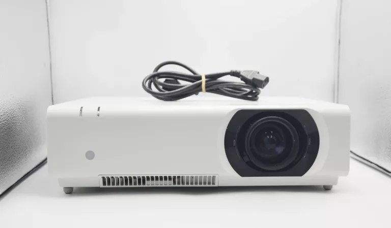 PROJEKTOR LCD SONY VPL-CH375 BIAŁY BEZ PILOTA