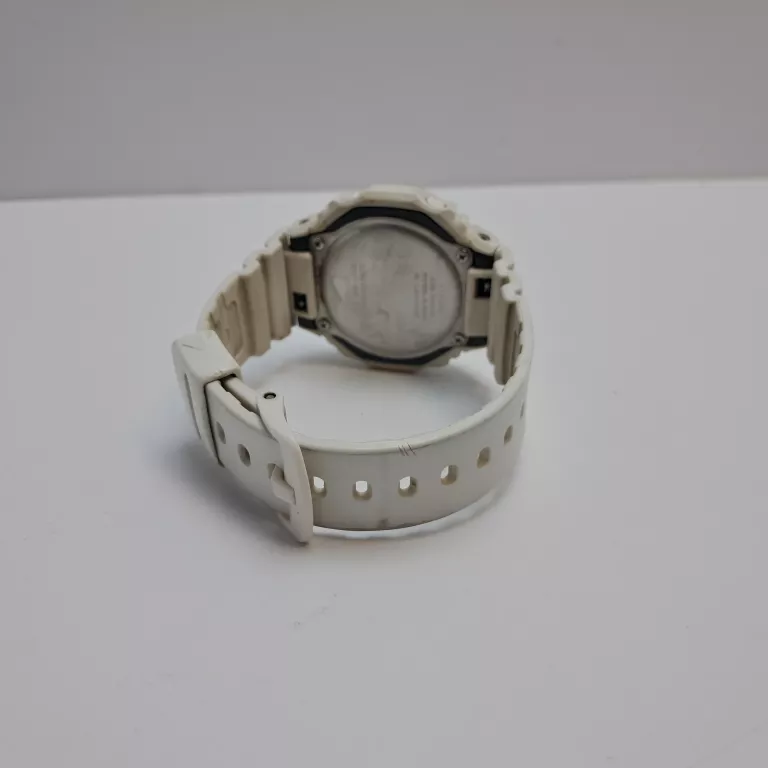 ZEGAREK CASIO G-SHOCK GMA-S2100