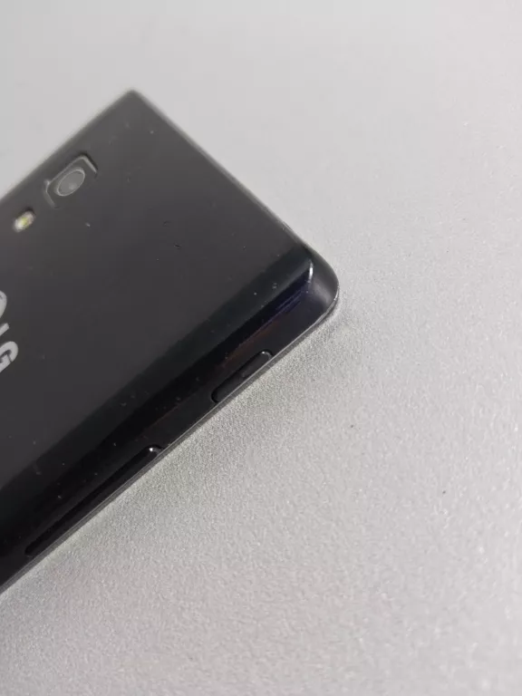 TELEFON LG E460