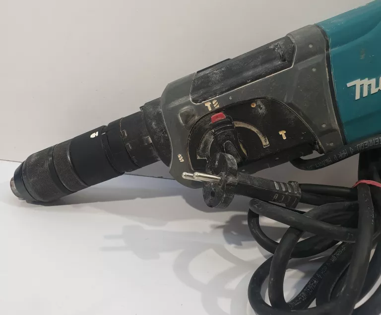 mlotowiertarka-makita-hr2470t-sds-plus-780-w-marka-makita