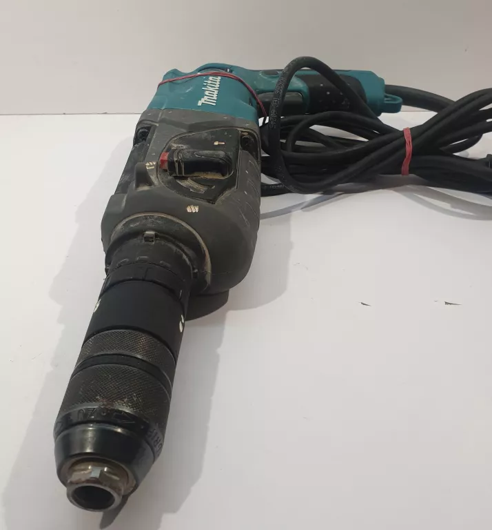 mlotowiertarka-makita-hr2470t-sds-plus-780-w-maksymalna-moc-780