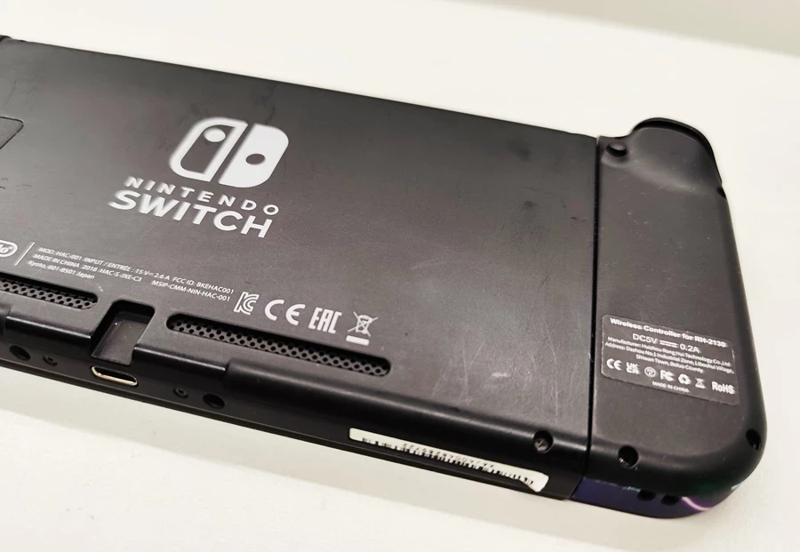 konsola-nintendo-switch-zbanowana-liczba-kontrolerow-w-zestawie-2