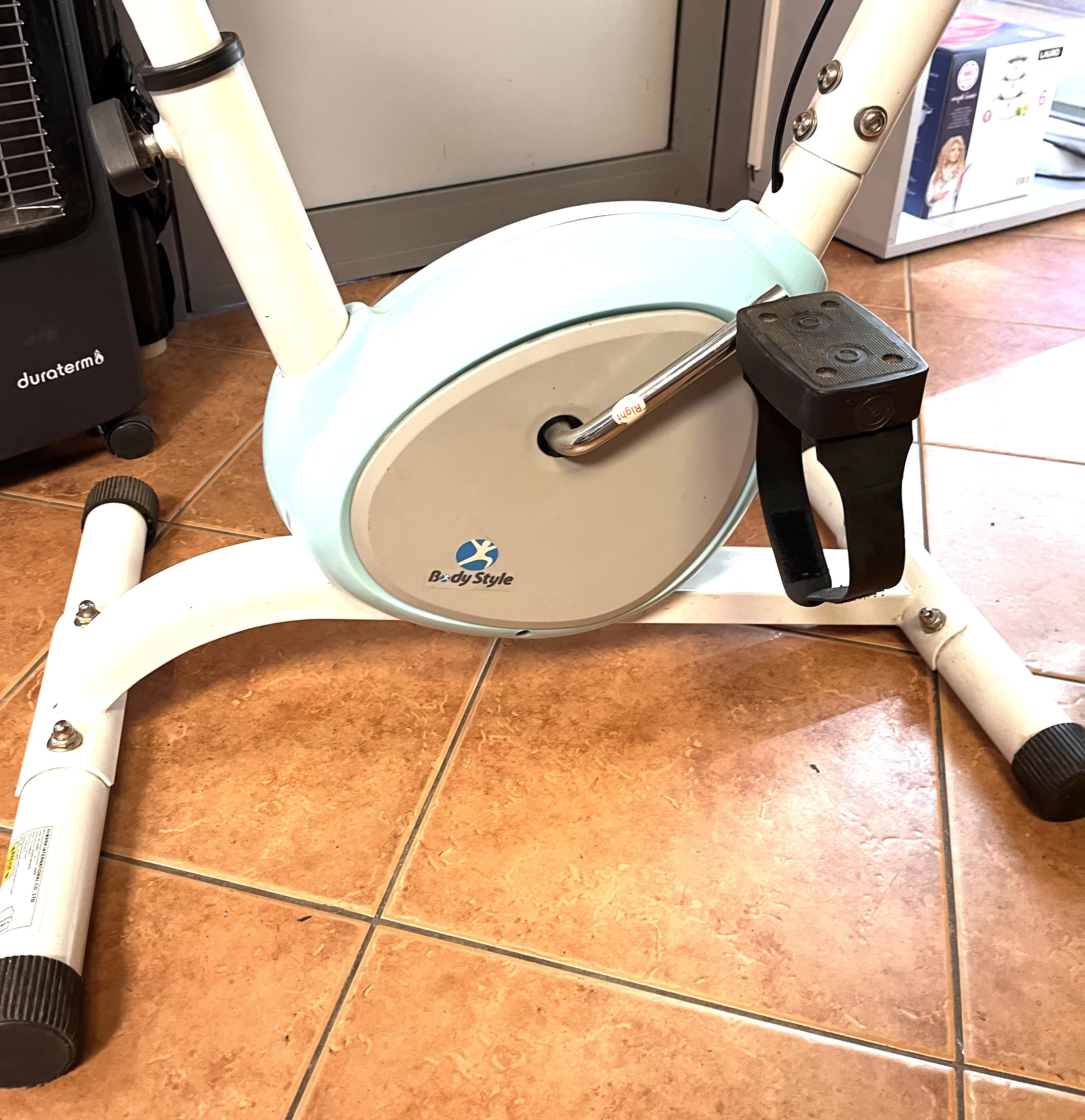 rower-trningowy-exercise-bike-bc1430-stan-uzywany