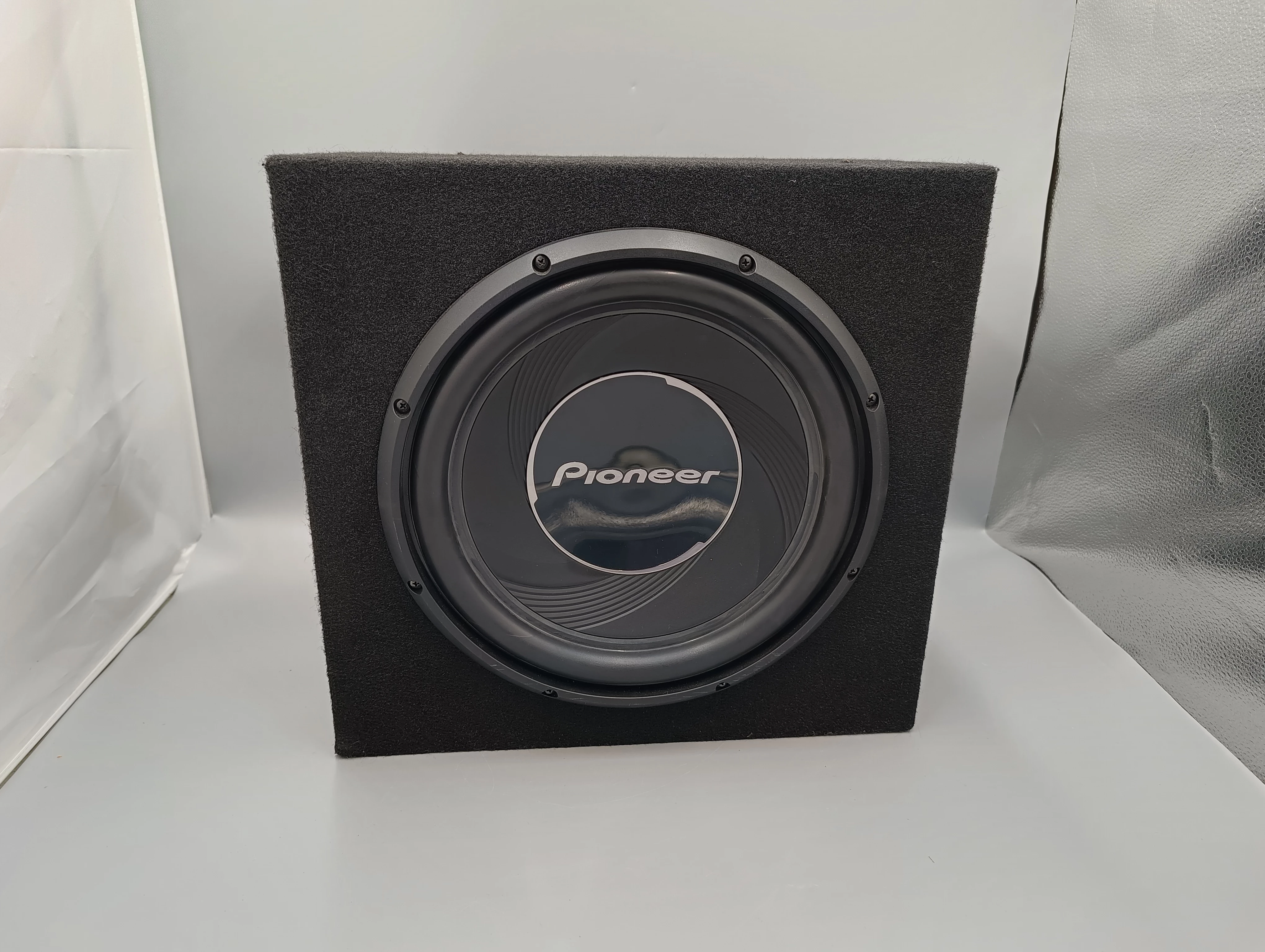 skrzynia-basowa-pioneer-1400w-kozminska-5-krotoszyn