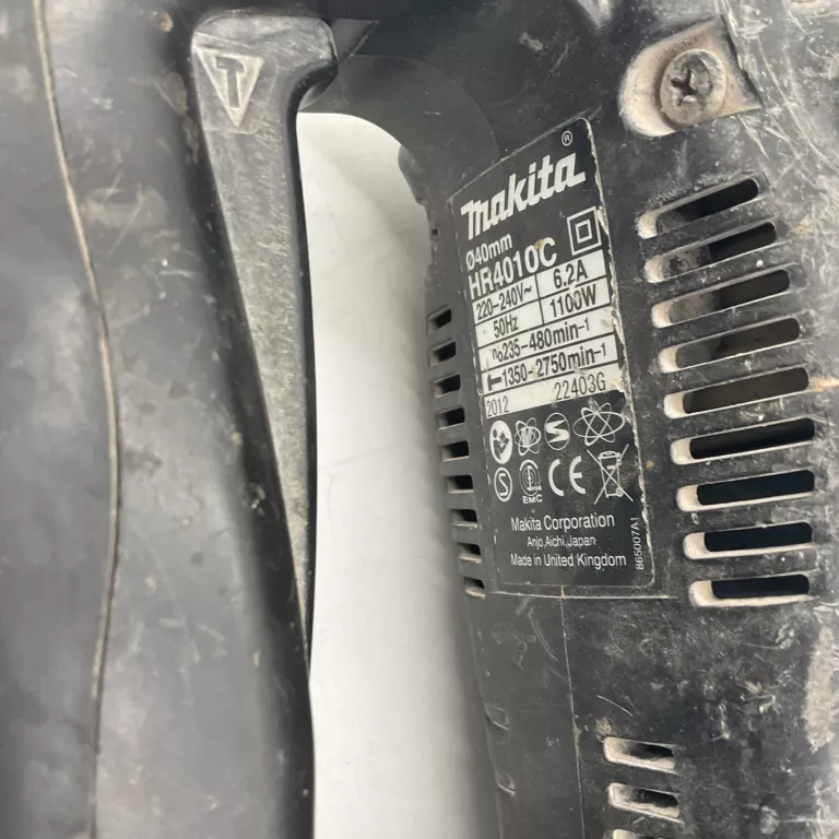 MŁOT WYBURZENIOWY MAKITA HR4010C