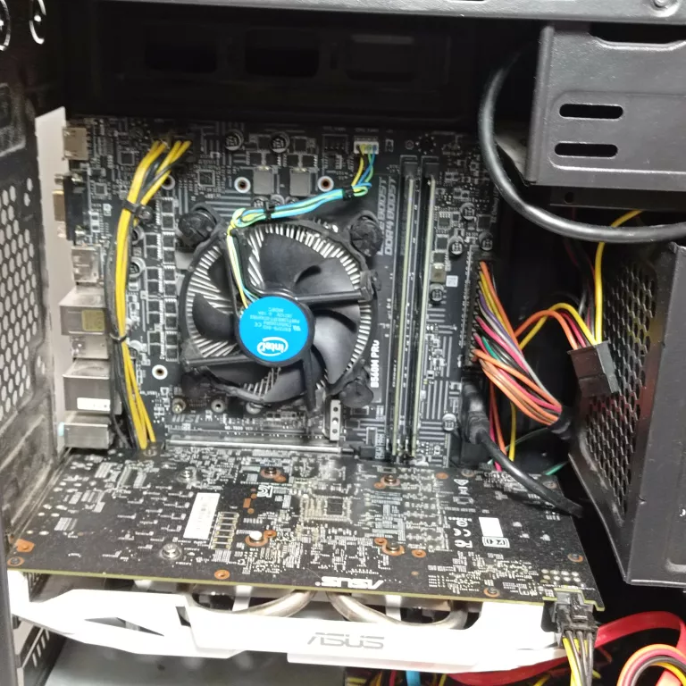 KOMPUTER STACJONARNY DO GIER INTEL I5 10TH GTX 1050 16GB