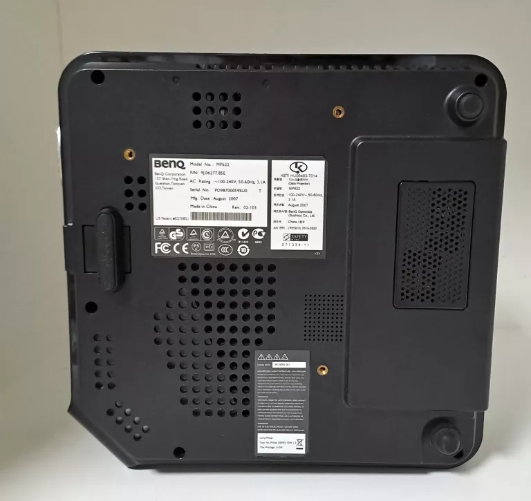 PROJEKTOR DLP BENQ MP622C CZARNY BRAK PILOTA