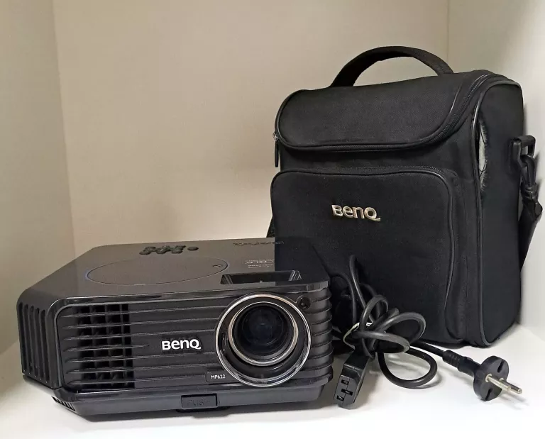 PROJEKTOR DLP BENQ MP622C CZARNY BRAK PILOTA