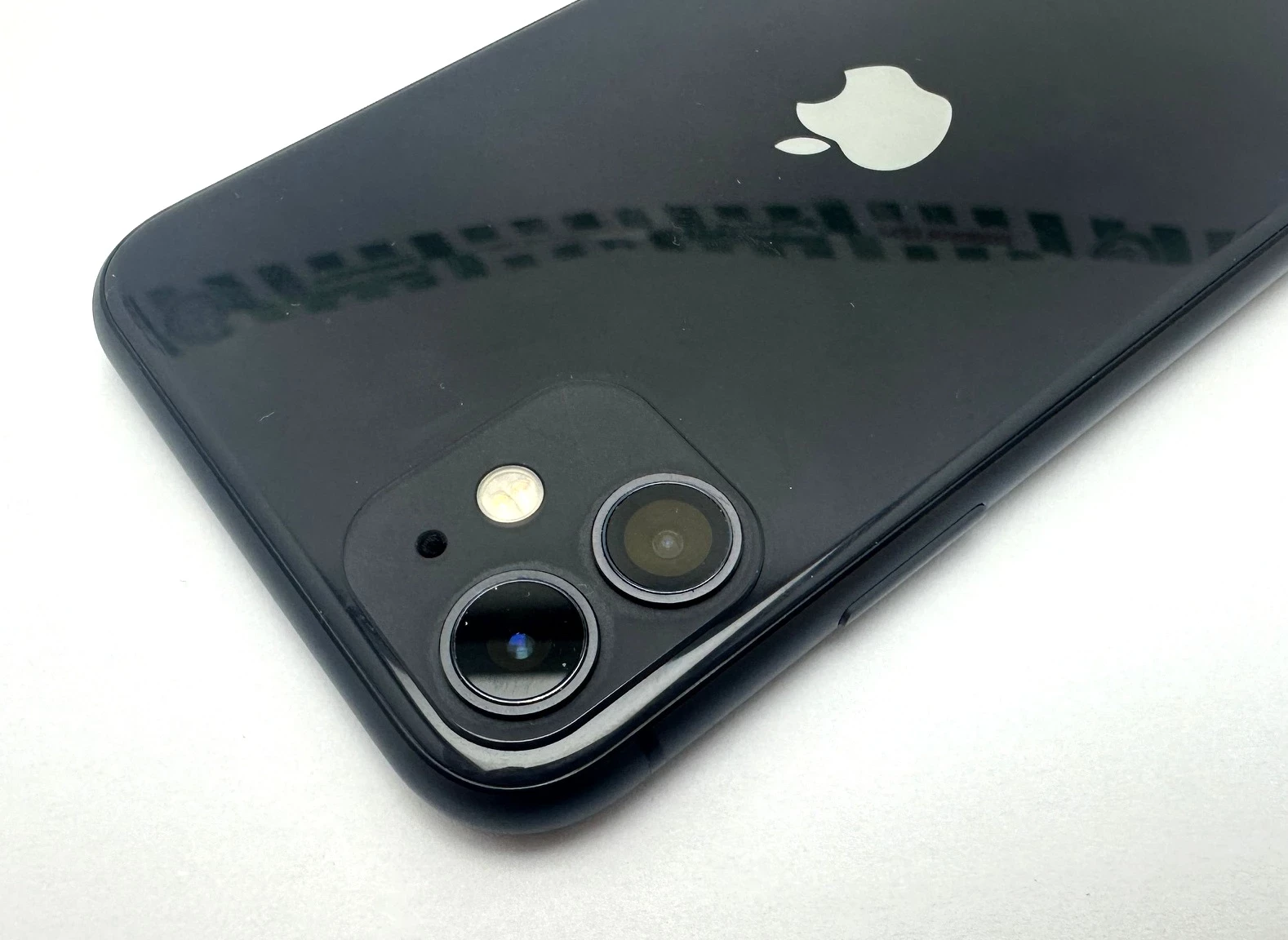 telefon-iphone-11-wbudowana-pamiec-64-gb