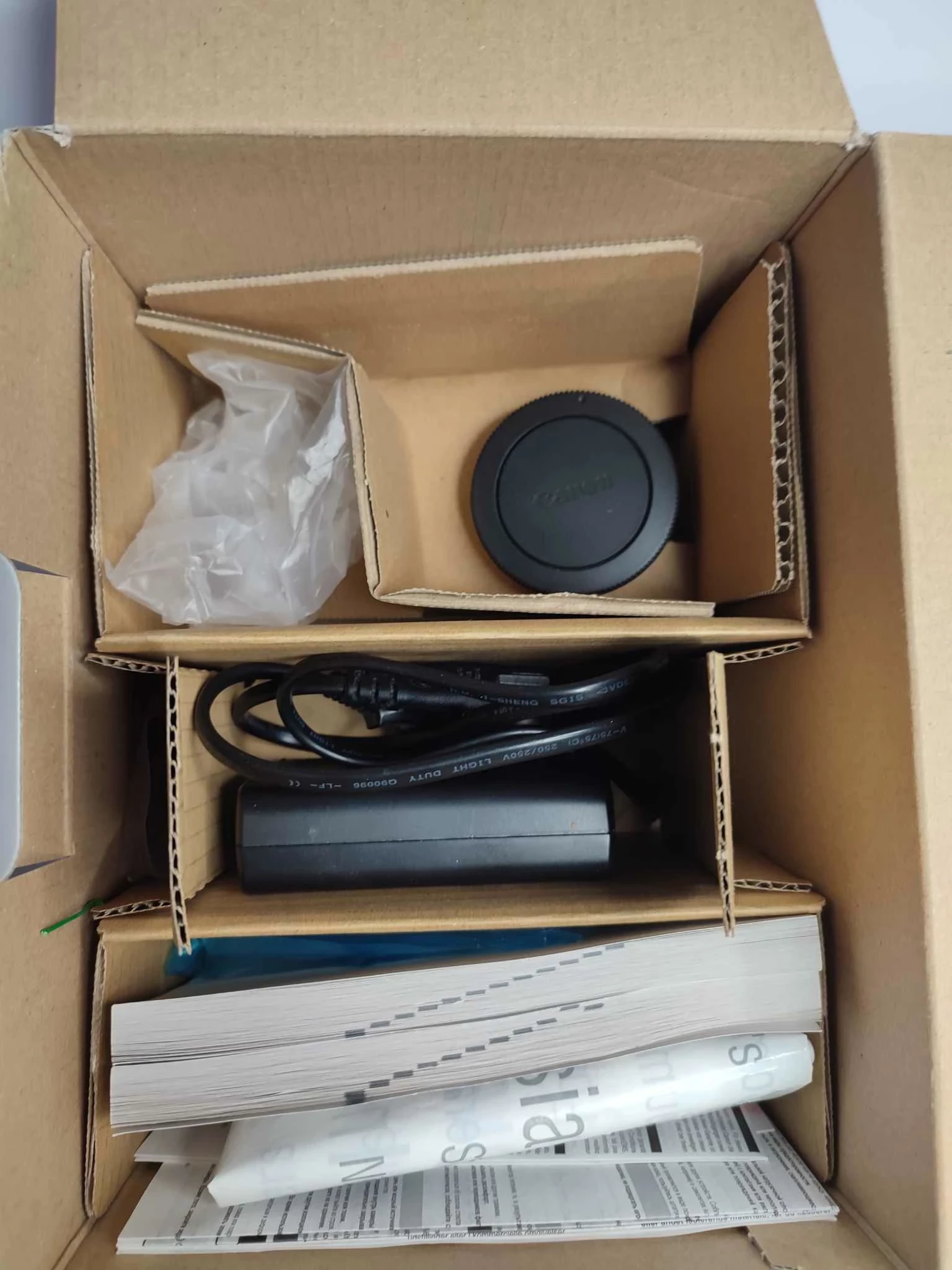 aparat-canon-eos-m10-rozdzielczosc-1800