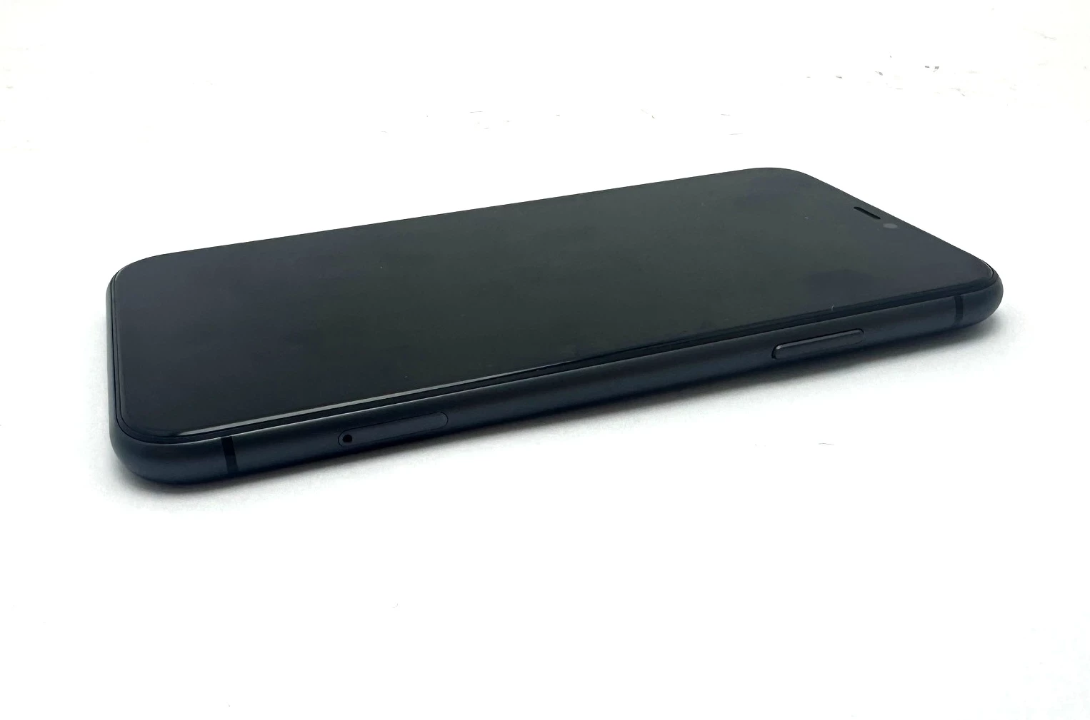 telefon-iphone-11-kod-producenta-mhda3pma