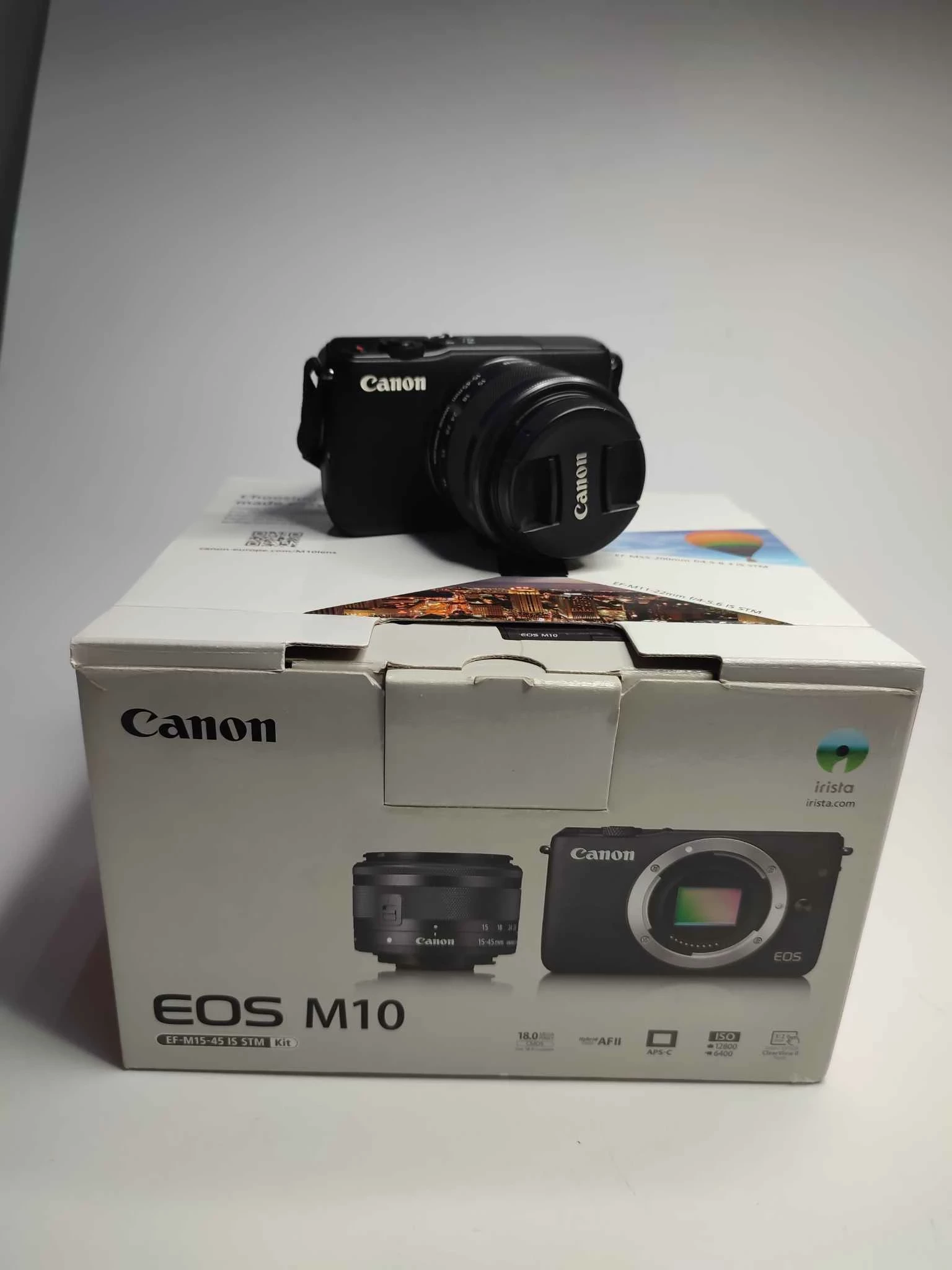 aparat-canon-eos-m10-rozmiar-matrycy-aps-c