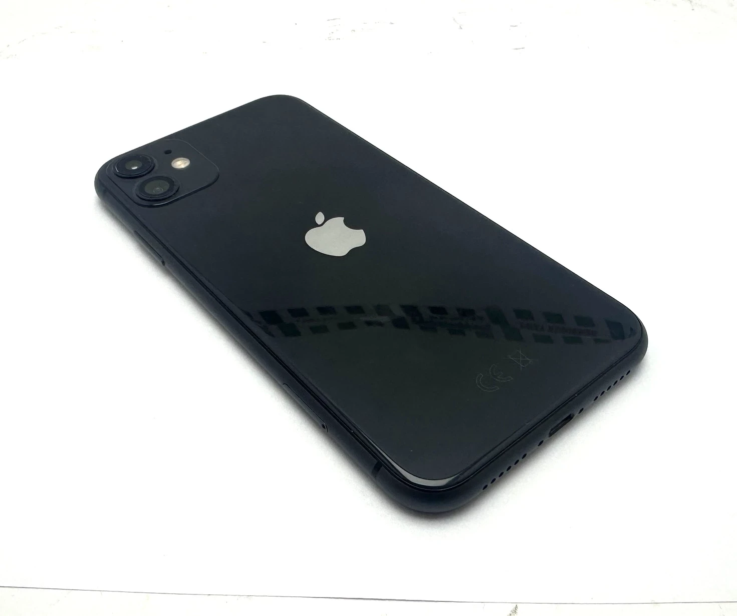 telefon-iphone-11-przekatna-ekranu-61