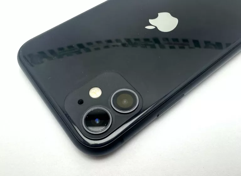telefon-iphone-11-wbudowana-pamiec-64-gb