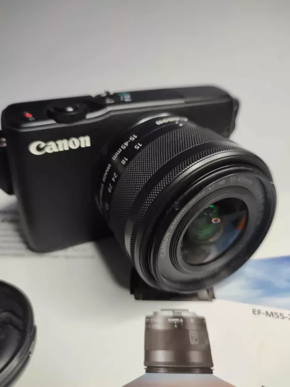 APARAT CANON EOS M10