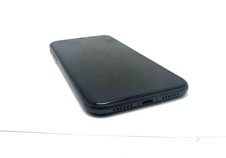 telefon-iphone-11-kolor-czarny