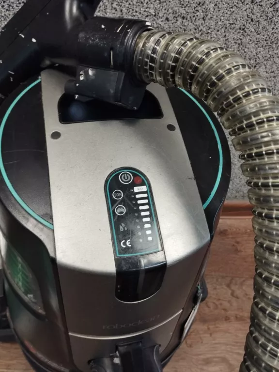 odkurzacz-pioracy-aura-roboclean-splus-900-w-czarny-zestaw-stan-uzywany