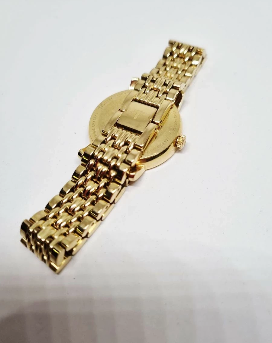 szwajcarski-zegarek-damski-tissot-everytime-small-t109210a-funkcje-brak