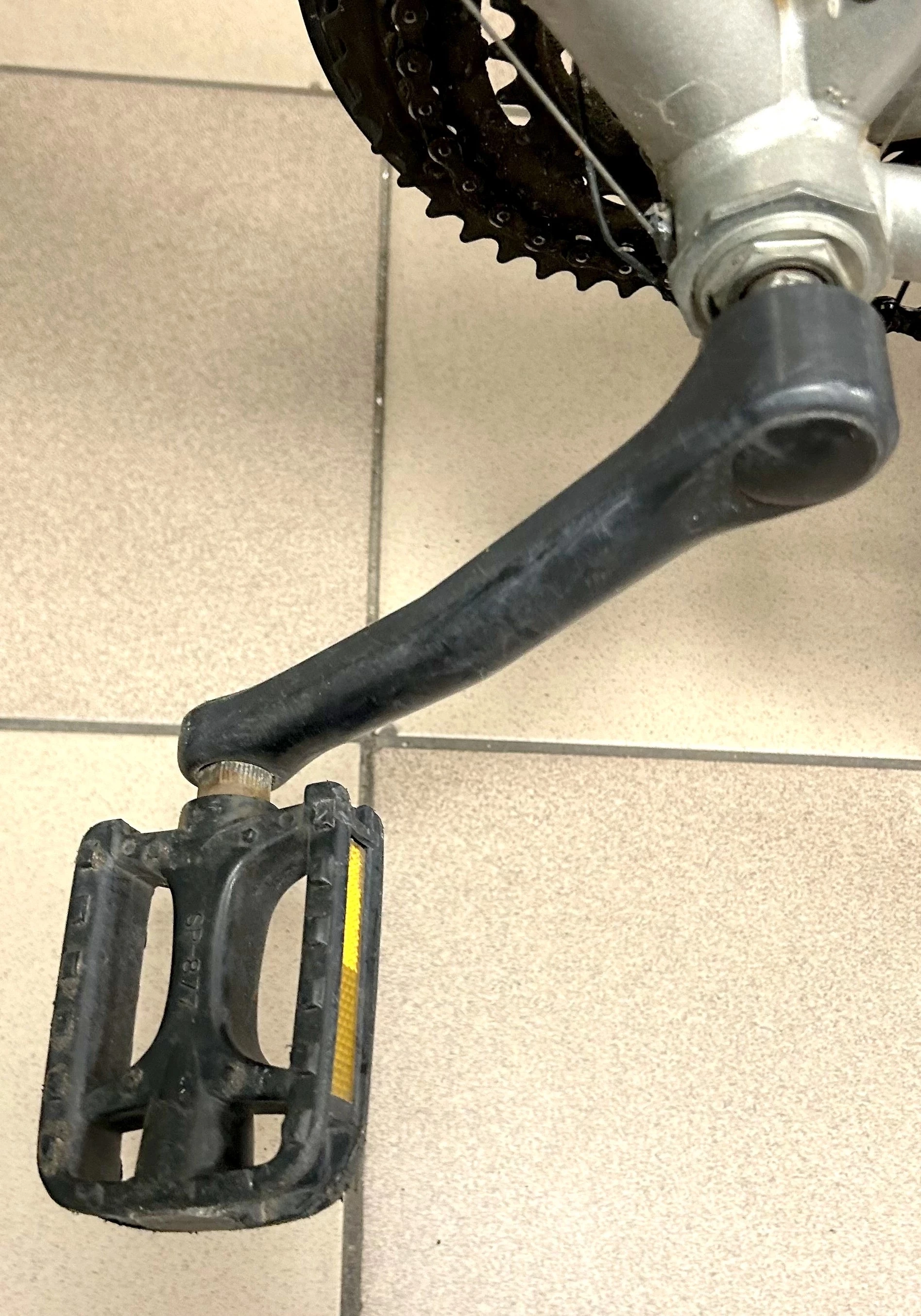 rower-mountain-grand-city-liczba-biegow-21