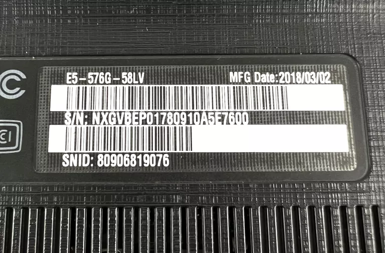 LAPTOP ACER ASPIRE E5-576 I5 4/512GB MX150