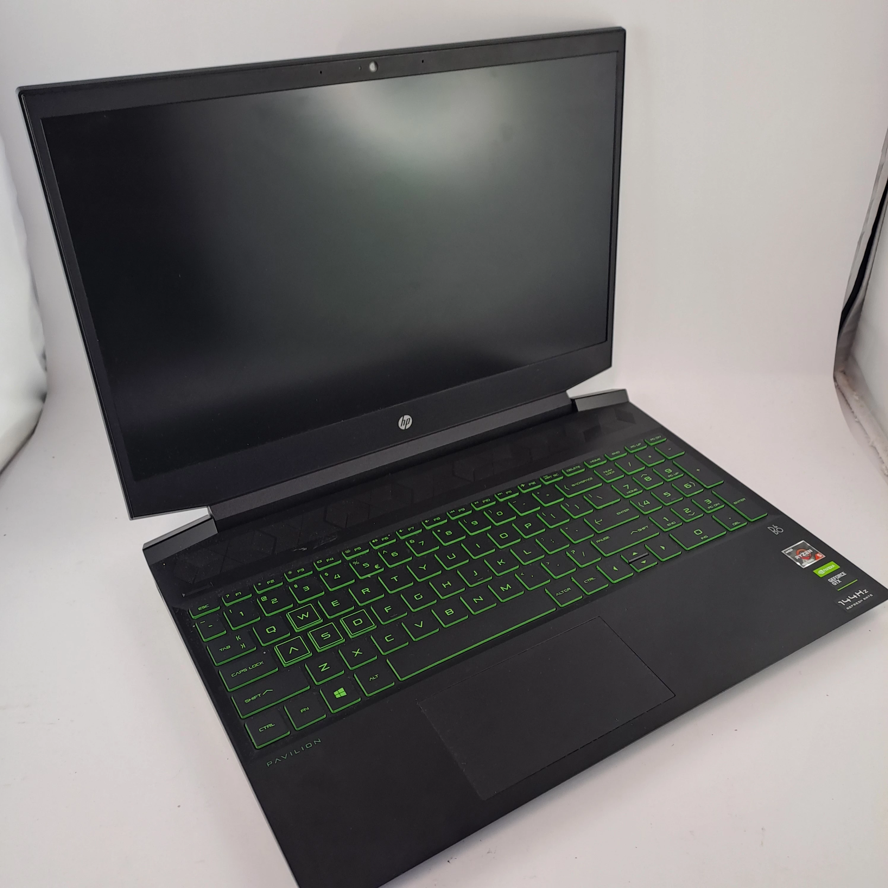 laptop-hp-pavilion-gaming-gtx1050-lad-zobacz-liczba-rdzeni-procesora-4